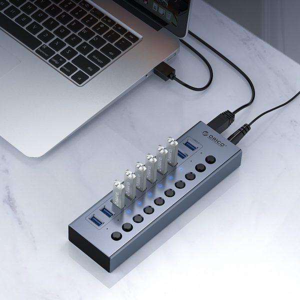 BT2U3-10AB centrmezgls ar 10x USB-A slēdžiem - pelēks