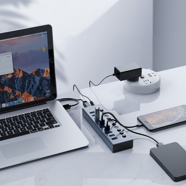 BT2U3-16AB centrmezgls ar 16x USB-A slēdžiem - pelēks