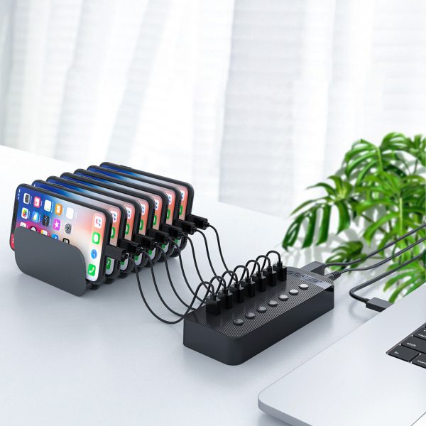 CT2U3-16AB centrmezgls ar 16x USB-A slēdžiem - melns