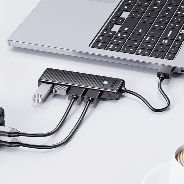 Hub PAPW4A-C3 4x USB-A sadalītājs - melns