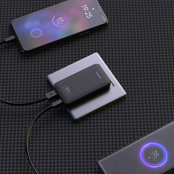 Īpaši plāns GaN 65W ceļojumu sienas lādētājs USB-A USB-C PD ES/ASV - melns