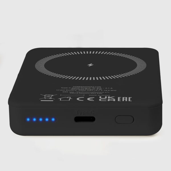 5000mAh bezvadu pārnēsājamais akumulators ar USB-C un MagSafe adapteriem - melns