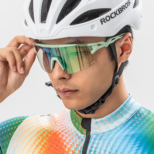 Polarizētas riteņbraukšanas brilles ar UV filtru un korektīvu ieliktni - baltas