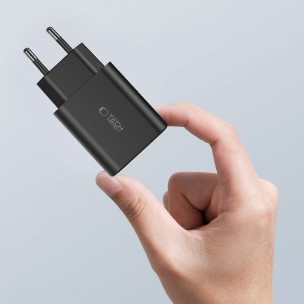 2x USB-C PD / USB-A QC 30W sienas lādētājs - balts