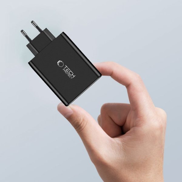 GaN 3x USB-C PD USB-A QC 100W sienas lādētājs - balts