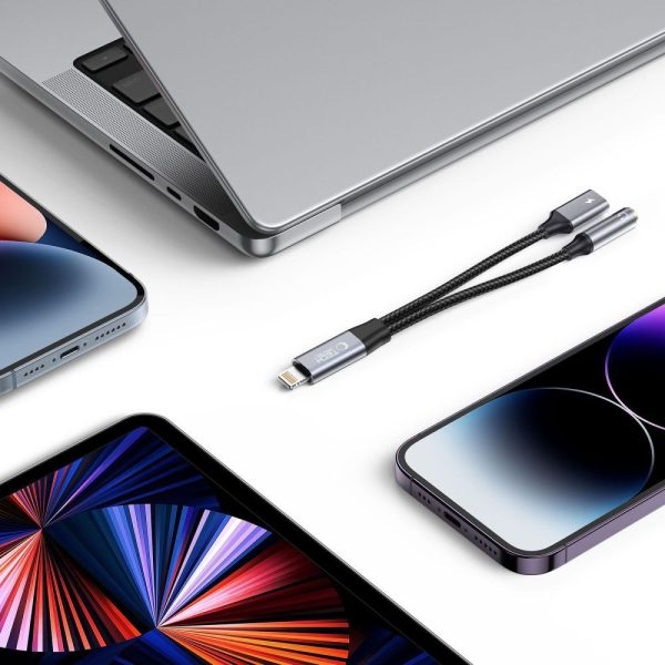 iPhone Lightning uz 3,5 mm mini ligzdu adaptera kabelis - iPhone Lightning - melns