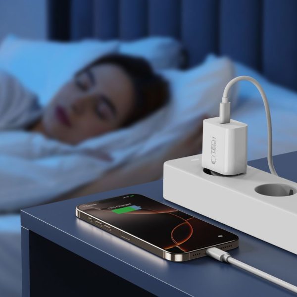 USB-C sienas lādētājs ar USB-C PD 20W kabeli - balts
