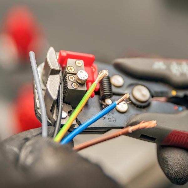 Vadu noņēmējs ar crimpošanas uzgali 0,2–6 mm kabeļiem