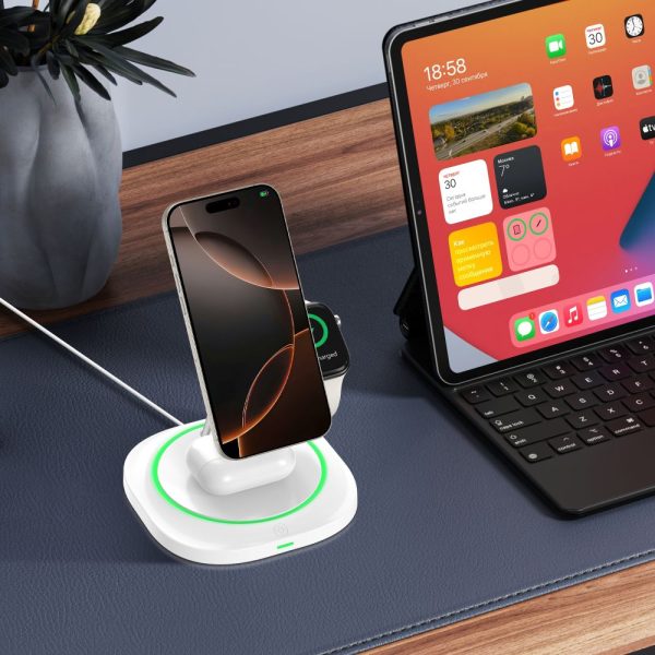3-in-1 induktīvais lādētājs viedtālrunim, viedpulkstenim un austiņām Magnetic MagSafe - balts