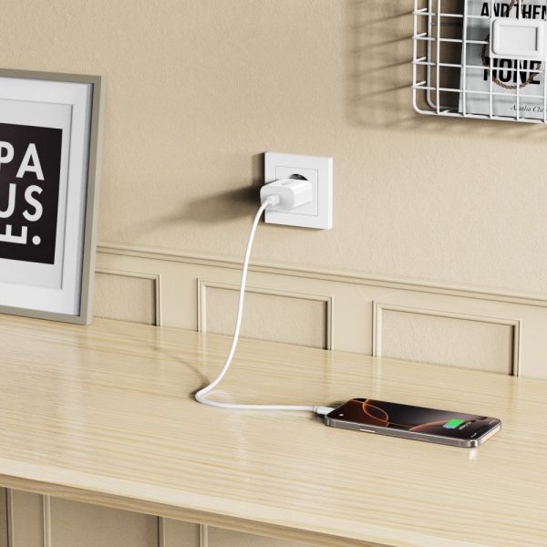 USB-C sienas lādētājs ar USB-C PD 20W kabeli - balts
