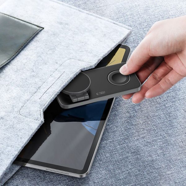 1029491-9-ladowarka-indukcyjna-3w1-do-smartfona-smartwatcha-tech-protect-hurtownia-dropshipping.jpg 3-in-1 induktīvais lādētājs viedtālrunim, viedpulkstenim, austiņām ar USB-C kabeli - melns