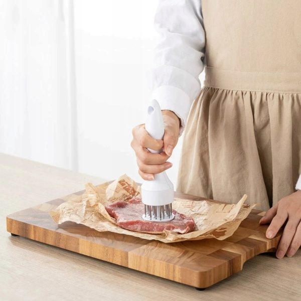 Āmurs, caurduršanas ierīce, mīkstinātājs gaļas, steiku un kotlešu mīkstināšanai.