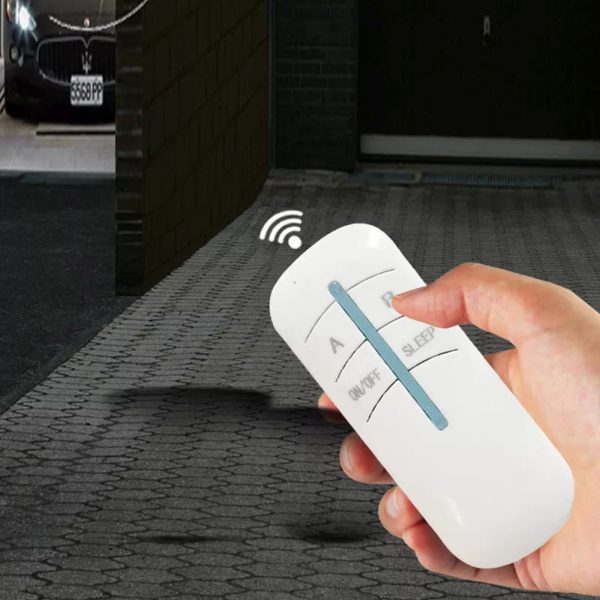 Bezvadu gaismas slēdzis ar tālvadības pulti 20 m