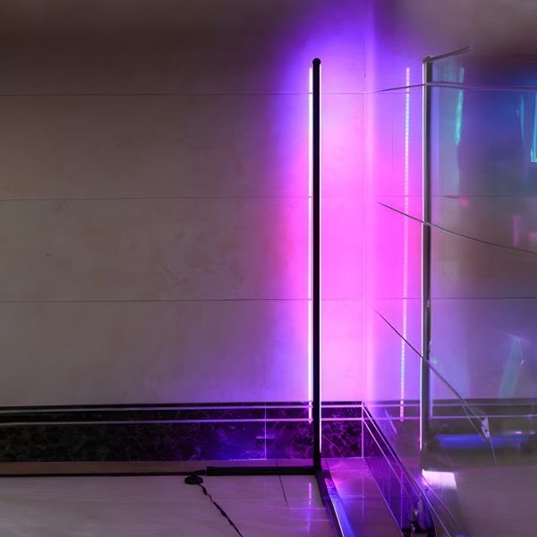 Stūra stāvlampa ar tālvadības pulti, 256 krāsas, RGB LED, 150 cm