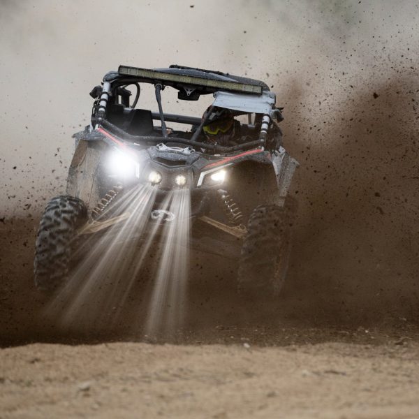 1030087-2-lampa-halogen-roboczy-okragly-sr-10-cm-9-led-12-v-retoo-hurtownia-dropshipping.jpg Apaļa halogēna darba lampa, diametrs 10 cm, 9 gaismas diodes, 12 V, 27 W