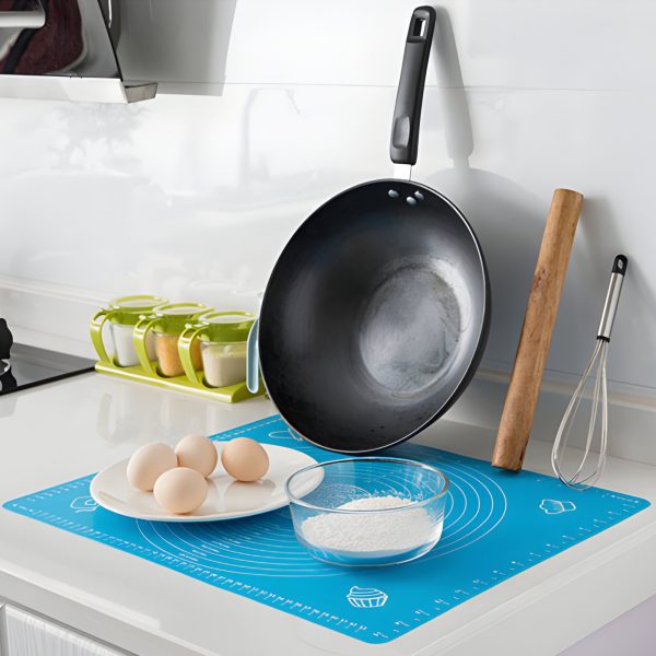 Silikona mīklas paklājiņš ar mērlenti 65 x 45 cm