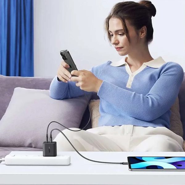 X227 GaN USB-A USB-C 20W sienas lādētājs - melns