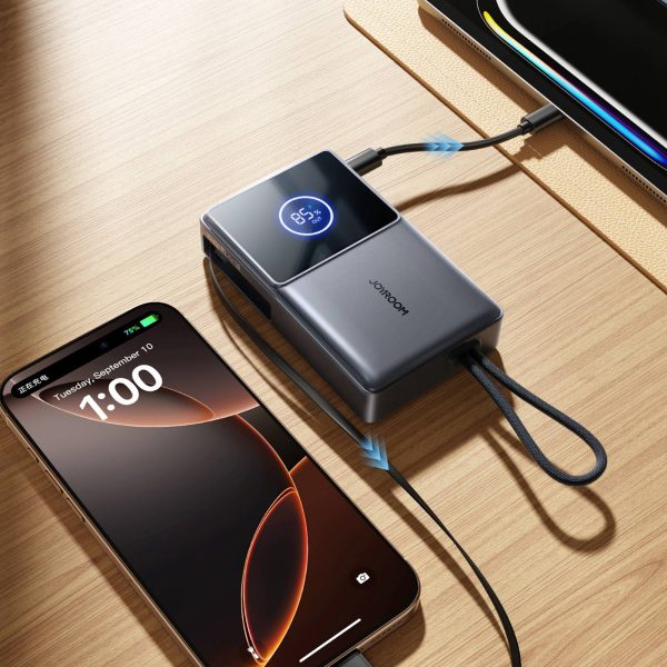 Powerbank 10000mAh 22.5W ar ievelkamu USB-C kabeli - melns