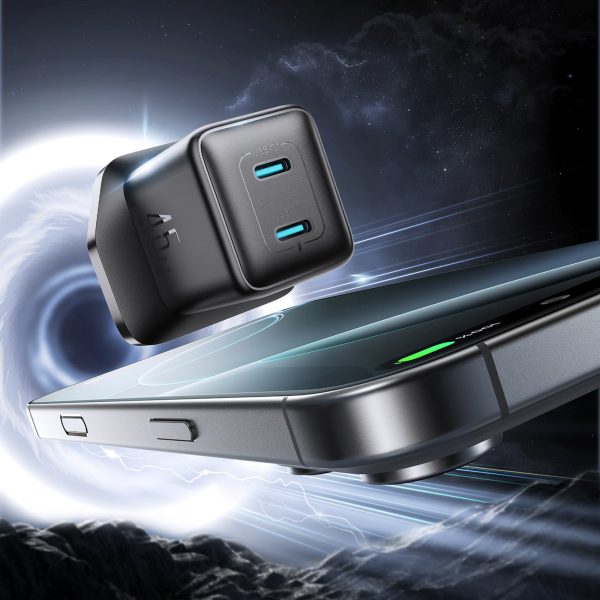 45 W Lielbritānijas USB-C sienas lādētājs — melns