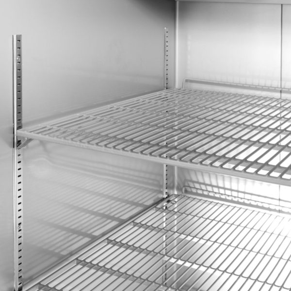 236673-6-hendi-szafa-chlodnicza-1-drzwiowa-4-polki-stal-hurtownia-dropshipping.jpg Aukstuma skapis, viendurvju ledusskapis, 4 plaukti, TĒRAUDS, GN 2/1, 465 l, 250 W