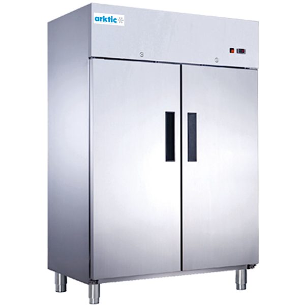 236703-1-hendi-szafa-mroznicza-2-drzwiowa-8-polek-stal-hurtownia-dropshipping.jpg Saldētavas skapis ar 2 durvīm, 8 plauktiem, tērauds, GN 2/1, 1054 l, 950 W