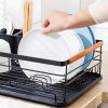 1029656-3-suszarka-do-naczyn-ociekacz-z-tacka-metalowy-z-uch-retoo-hurtownia-dropshipping-1.jpg Trauku žāvētājs ar metāla paplāti un rokturiem 43 x 30,5 cm