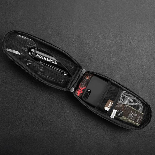 1031056-4-torba-wodoodporna-na-kierownice-lub-rame-roweru-hu-rockbros-hurtownia-dropshipping-1.jpg Ūdensnecaurlaidīga soma stūrei vai skrejriteņa rāmim 2 l - melna