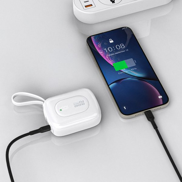 K32 10000 mAh Powerbank ar iebūvētu USB-C iPhone Lightning kabeli 22,5 W - balts