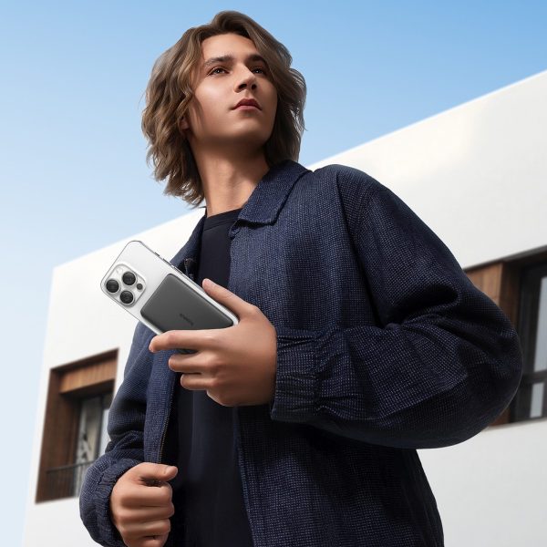 Ultraplāns 5000mAh 20W PicoGo AM41 MagSafe magnētiskais Power Bank ar 30 cm USB-C kabeli - melns