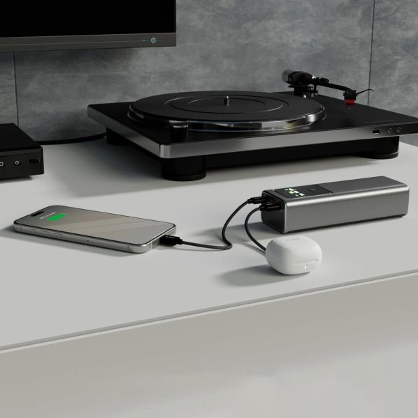 Powerbank ar 20000mAh PD 100W LCD displeju - pelēks