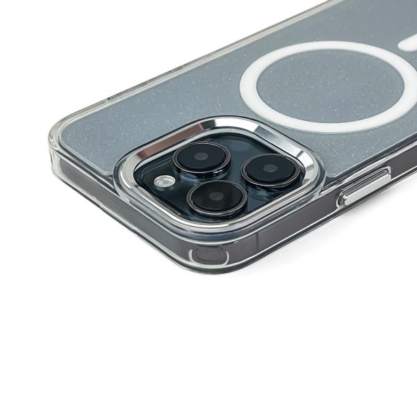 iPhone 17 Pro Max MagSafe mirdzošs vāciņš — daļēji caurspīdīgs