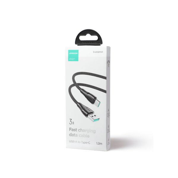 A11 USB-A - USB-C Surpass sērijas 3A 0,25 m kabelis - melns