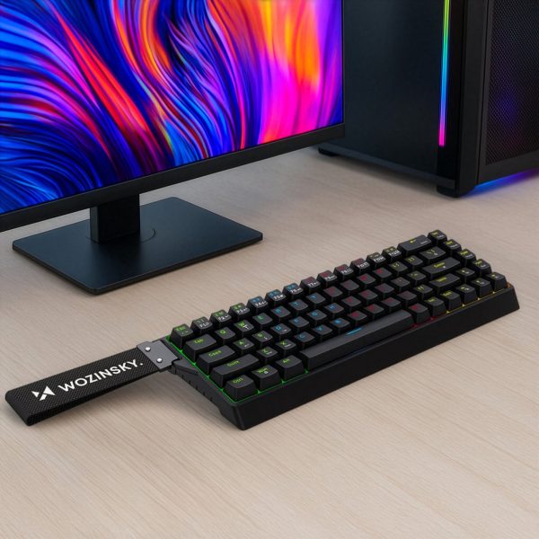 USB-A RGB fona apgaismojuma mehāniskā spēļu tastatūra - melna