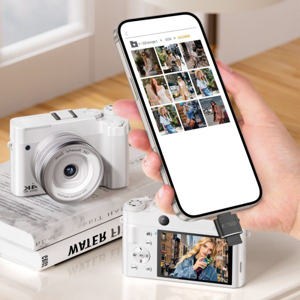 1032181-3-adapter-czytnik-kart-pamieci-microsd-usb-c-tech-protect-hurtownia-dropshipping.jpg USB-C microSD atmiņas karšu lasītāja adapteris — melns