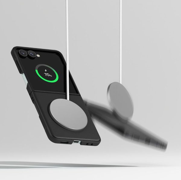 1032206-8-etui-na-samsung-galaxy-z-flip-ringke-hurtownia-dropshipping.jpg Samsung Galaxy Z Flip 7 Onyx magnētiskais MagSafe vāciņš - melns