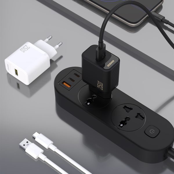 USB-A sienas lādētājs ar USB-A - USB-C GaN kabeli 25W - melns