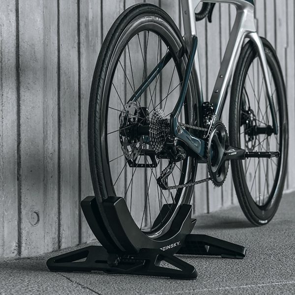 1032603-11-stojak-rowerowy-serwisowy-stabilny-na-kolo-wozinsky-hurtownia-dropshipping.jpg Stabils velosipēda remonta statīvs 3-8 cm velosipēda ritenim - melns