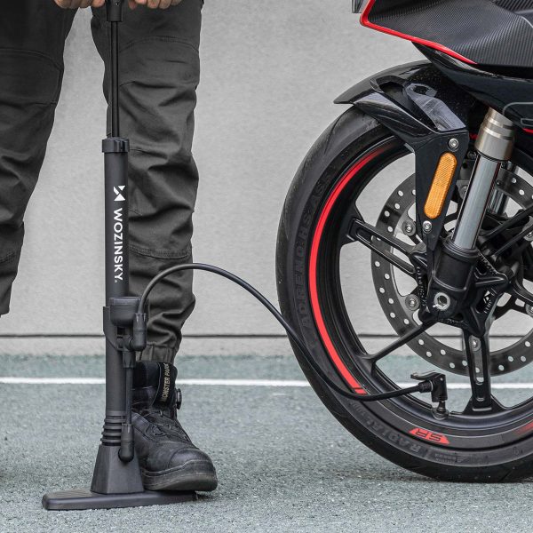 Velosipēda grīdas pumpis ar spiediena mērītāju 160 PSI 11 bar - melns