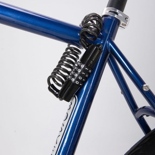 1032628-10-blokada-zapiecie-zabezpieczenie-do-roweru-kasku-wozinsky-hurtownia-dropshipping.jpg Velosipēda ķiveres slēdzene ar kodu - melna