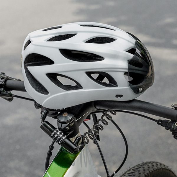 1032628-6-blokada-zapiecie-zabezpieczenie-do-roweru-kasku-wozinsky-hurtownia-dropshipping.jpg Velosipēda ķiveres slēdzene ar kodu - melna