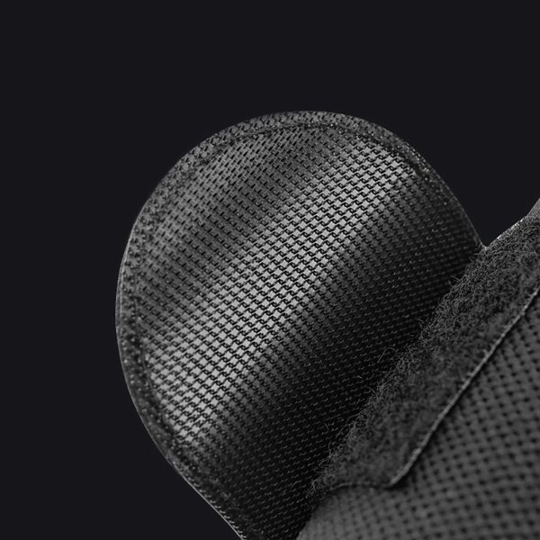 Sporta plaukstas locītavas stabilizējošā josla, melna - 2 gab.