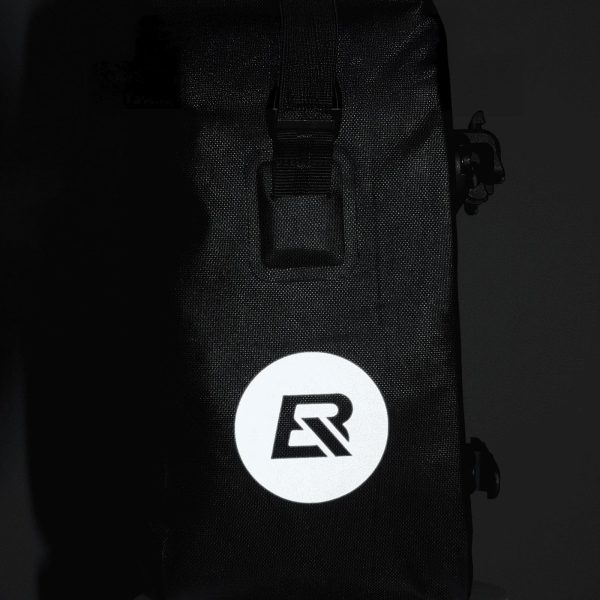 Ūdensizturīgs velosipēda grozs bagāžniekam ar plecu siksnu 10-14l - melns