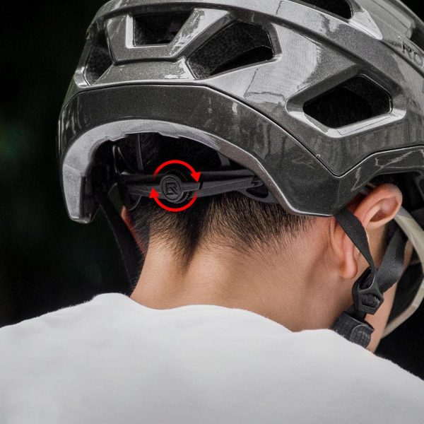 1033483-3-kask-rowerowy-mlodziezowy-odpinany-daszek-szary-rockbros-hurtownia-dropshipping.jpg LK-67 bērnu velosipēda ķivere ar noņemamu vizieri 54–58 cm - pelēka