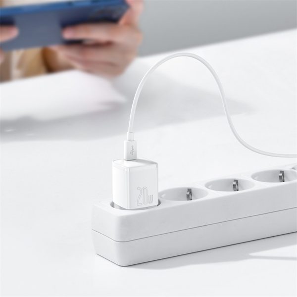 1033537-10-ladowarka-sieciowa-usb-c-pd-cube-20w-biala-baseus-hurtownia-dropshipping.jpg USB-C PD Cube 20W sienas lādētājs - balts