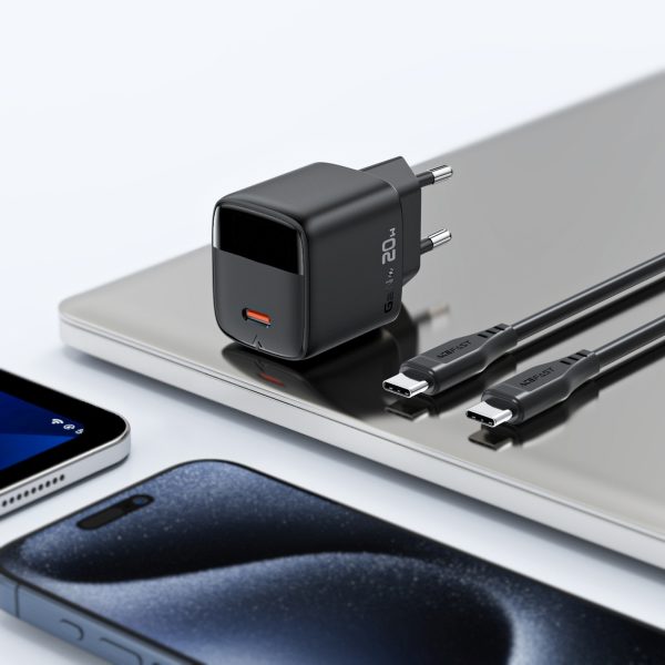 Sienas lādētājs ar displeju un USB-C GaN PD 20W kabeli - melns