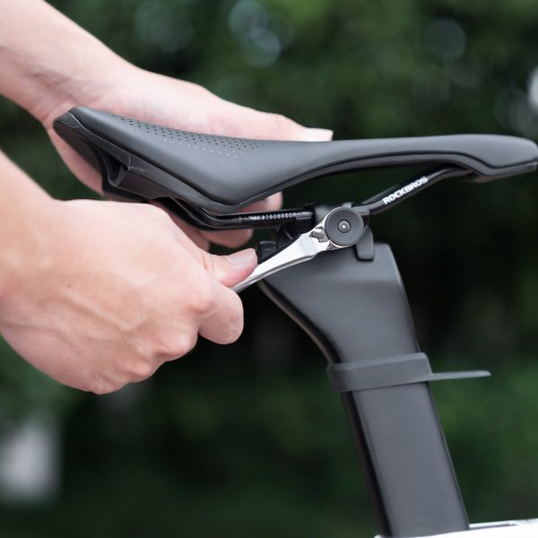 Velosipēda daudzfunkcionālo instrumentu komplekts ar mini sprūdrata atslēgu un uzgaļiem