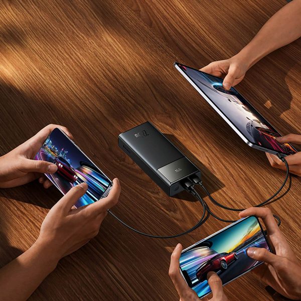 Powerbank 20000mAh USB-A USB-C ar displeja kabeli 22.5W - melns