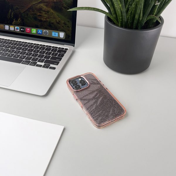 iPhone 16 Pro Max mirdzošs vāciņš — rozā ar mirdzumiem