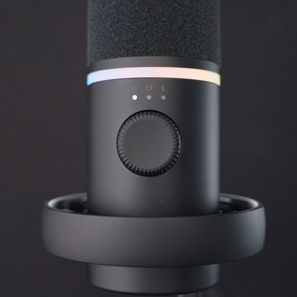 Vadu dinamiskais spēļu mikrofons USB XLR RGB - melns
