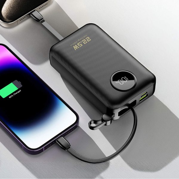 20000mAh USB-C USB-A Power Bank ar iebūvētiem iPhone Lightning USB-C kabeļiem - melns